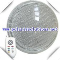 Foco Par56 LED para piscina color RGB para reemplazar a las tradicionales focos de halogenuro.