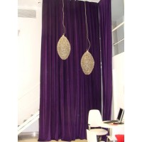 cortinado de terciopelo violeta